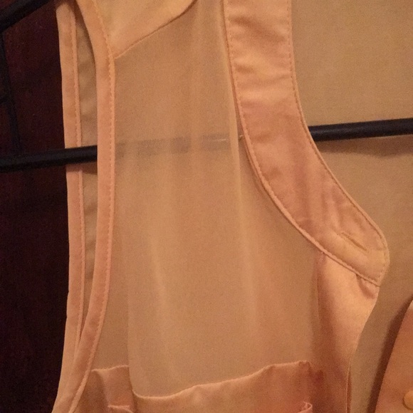 Button up tank top - Picture 3 of 4